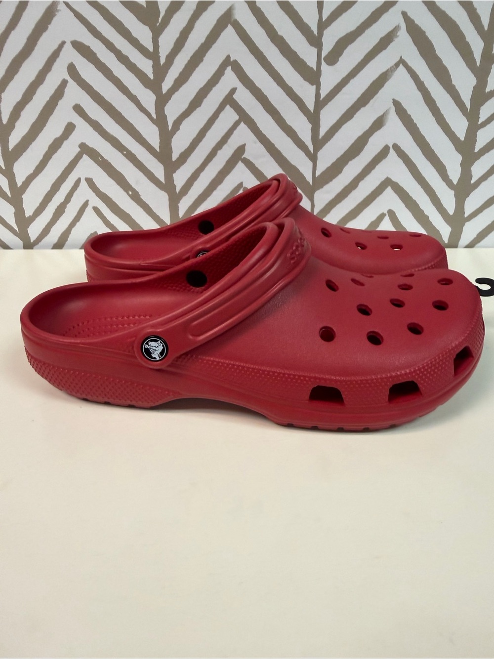 NWT Men’s Crocs Classic in Color Pepper Roomy Fit Size 13 - Picture 4 of 6